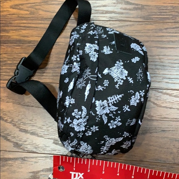 VANS DELUXXER PACK belt pack - Picture 4 of 16